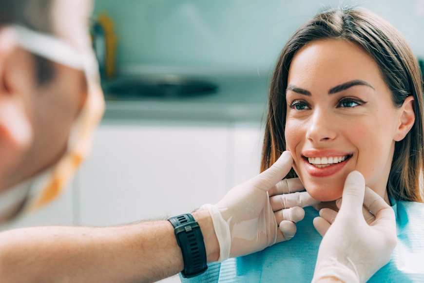 Transform Your Smile: How a Cosmetic Dentist Can Help